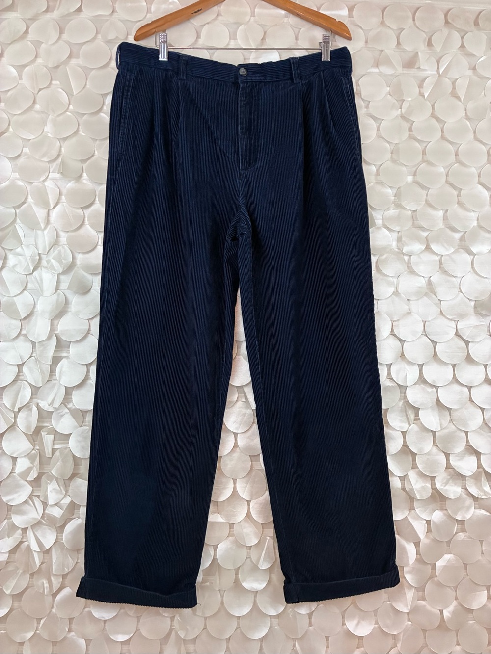 36x32” IZOD Navy Blue Corduroy Pants Men’s Pleated Cuffed Trousers
